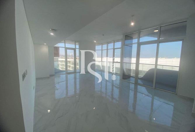 15586165 - الصورة الرئيسية للعقار