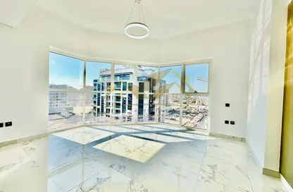 Apartment - 2 Bedrooms - 3 Bathrooms for rent in Jumeirah Garden City - Al Satwa - Dubai
