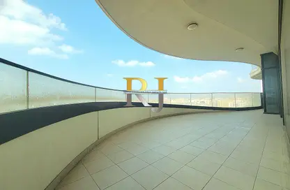 Apartment - 3 Bedrooms - 5 Bathrooms for rent in The Waves Residences - Mankhool - Bur Dubai - Dubai