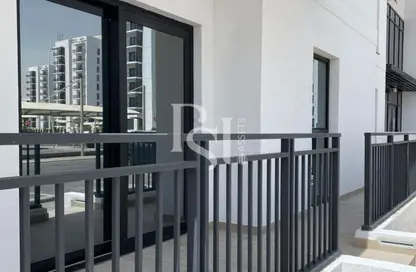 Apartment - 2 Bedrooms - 2 Bathrooms for sale in Waters Edge - Yas Island - Abu Dhabi