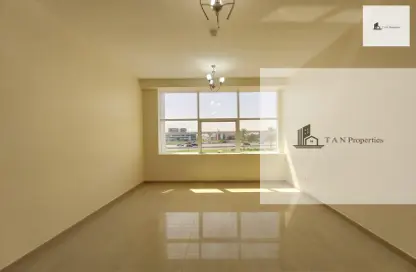 شقة - 1 حمام للايجار في مبني إنفينيتي - شارع الشيخ زايد - دبي