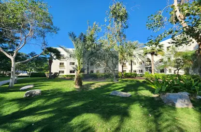 Garden image for: Apartment - 1 Bedroom - 2 Bathrooms for rent in The Gardens Buildings - The Gardens - Dubai, Image 1
