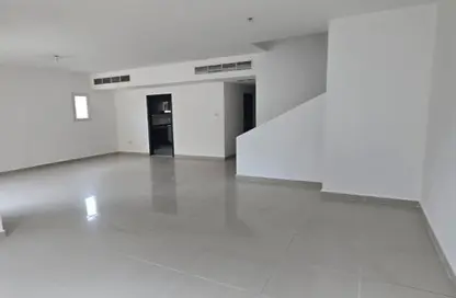 فيلا - 5 غرف نوم - 6 حمامات للايجار في طراز منطقة  البحر المتوسط - فيلات الريف - مشروع الريف - أبوظبي