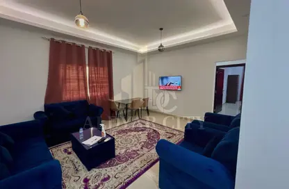 شقة - غرفة نوم - 2 حمامات للايجار في مساكن كورنيش عجمان - طريق كورنيش عجمان - عجمان