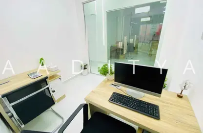 Office Space - Studio - 1 Bathroom for rent in Red Avenue - Al Garhoud - Dubai