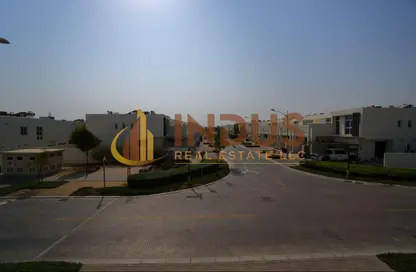 Villa - 3 Bedrooms - 5 Bathrooms for rent in Centaury - The Roots DAMAC Hills 2 - Damac Hills 2 - Dubai