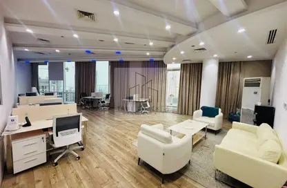 مكتب - استوديو للايجار في برج بارك لين - الخليج التجاري - دبي