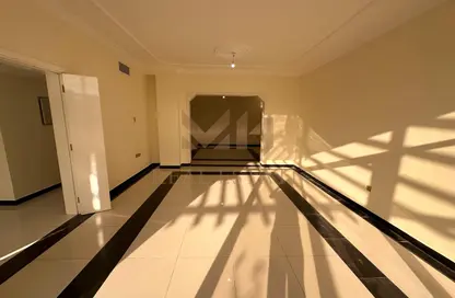 Villa - 3 Bedrooms - 4 Bathrooms for rent in Al Khaleej Al Arabi Street - Al Bateen - Abu Dhabi