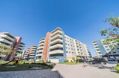 Apartment - 1 Bedroom - 2 Bathrooms for sale in Tower 34 - Al Reef Downtown - Al Reef - Abu Dhabi
