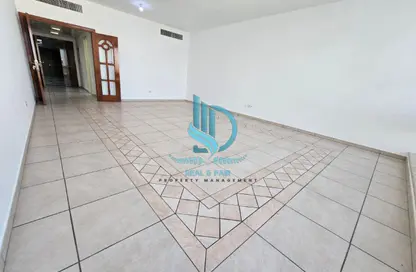 Apartment - 3 Bedrooms - 4 Bathrooms for rent in Al Falah Street - City Downtown - Abu Dhabi