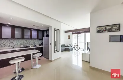 صورة لـ مطبخ شقة - غرفة نوم - 2 حمامات للبيع في برج يوبورا 1 - أبراج يو بورا - الخليج التجاري - دبي ، صورة رقم 1