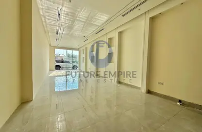 متجر - استوديو - 1 حمام للايجار في الخير 3 - السطوة - دبي