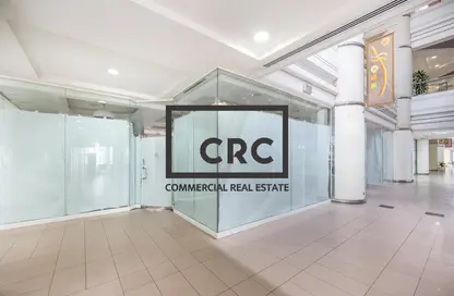 Retail - Studio for rent in Twin Tower - Baniyas Road - Deira - Dubai