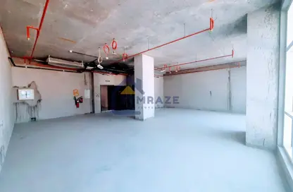 Office Space - Studio - 2 Bathrooms for rent in Grosvenor Office Tower - Business Bay - Dubai