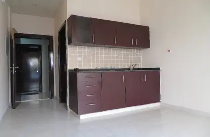 Apartment - Studio - 1 Bathroom for rent in Naif - Deira - Dubai