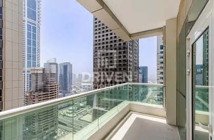 Apartment - 1 Bedroom - 2 Bathrooms for sale in Marina Pinnacle - Dubai Marina - Dubai