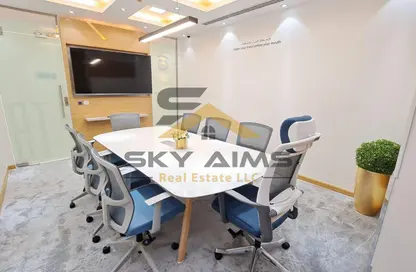 Business Centre - Studio - 2 Bathrooms for rent in Capital Golden Tower - Business Bay - Dubai