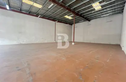 Warehouse - Studio for rent in Phase 1 - Dubai Investment Park (DIP) - Dubai