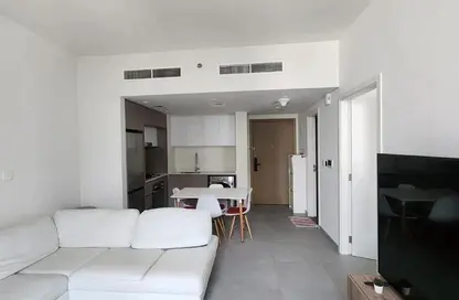 شقة - غرفة نوم - 2 حمامات للبيع في الجادة 1 - الجادة - الشارقة