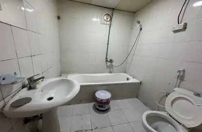 Bathroom image for: Apartment - 1 Bedroom - 1 Bathroom for rent in New Shahama - Al Shahama - Abu Dhabi, Image 1