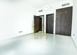 صورةغرفة فارغة لـ: شقة - 2 غرف نوم - 3 حمامات للكراء في أدير 1 - السطوة - دبي, صورة 1