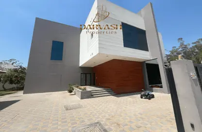 Villa - 5 Bedrooms - 6 Bathrooms for rent in Nad Al Sheba - Dubai