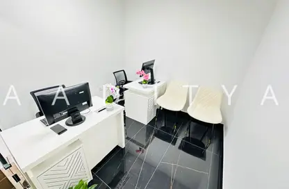 Office Space - Studio - 1 Bathroom for rent in Horizone Building - Port Saeed - Deira - Dubai