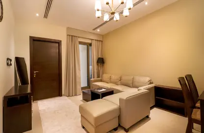 Apartment - 1 Bedroom - 2 Bathrooms for rent in Elite Downtown Residence - Downtown Dubai - Dubai