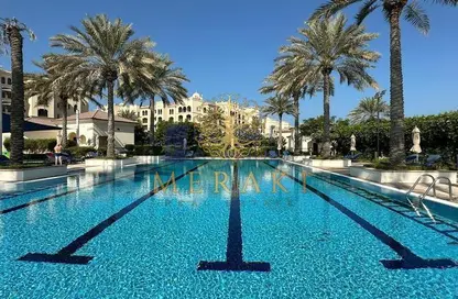 Pool image for: Apartment - 3 Bedrooms - 5 Bathrooms for sale in Saadiyat Beach Residences - Saadiyat Beach - Saadiyat Island - Abu Dhabi, Image 1