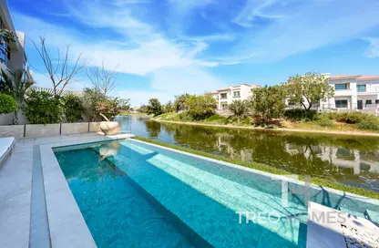 Villa - 6 Bedrooms - 7 Bathrooms for sale in Jumeirah Park Homes - Jumeirah Park - Dubai