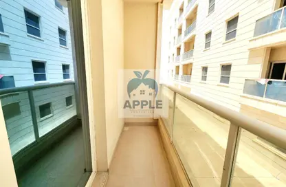 شقة - 2 غرف نوم - 3 حمامات للايجار في بناية مويليح 3 - مويلح - الشارقة