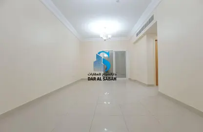 شقة - 2 غرف نوم - 2 حمامات للايجار في مساكن النهضة - النهدة - الشارقة