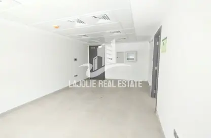 Office Space - Studio - 1 Bathroom for rent in Al Najda Street - Abu Dhabi