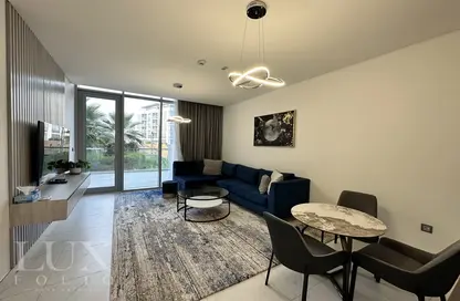 Living / Dining Room image for: Apartment - 1 Bedroom - 2 Bathrooms for sale in Residences 4 - District One - Mohammed Bin Rashid City - Dubai, Image 1