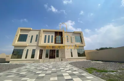 Outdoor House image for: Villa - 5 Bedrooms for sale in Seih Al Ghubb - Ras Al Khaimah, Image 1