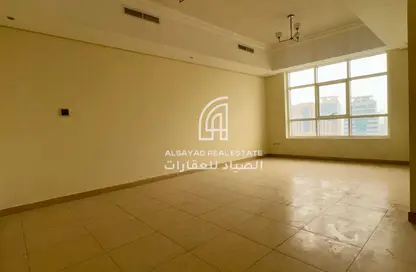 Apartment - 3 Bedrooms - 3 Bathrooms for sale in Al Taawun - Sharjah