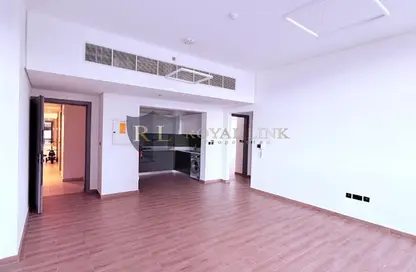 شقة - 2 غرف نوم - 3 حمامات للايجار في في2 - مدينة دبي الرياضية - دبي شقة - 2 غرف نوم - 3 حمامات للايجار في في2 - مدينة دبي الرياضية - دبي