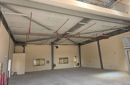 Warehouse - Studio - 1 Bathroom for rent in Dubai Commercity - Umm Ramool - Dubai