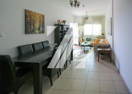 صورةغرفة المعيشة / غرفة الطعام لـ: شقة - 2 غرف نوم - 3 حمامات للبيع في 29 مزايا - كيو بوينت - دبي لاند - دبي, صورة 1