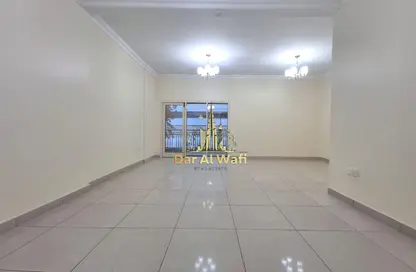 شقة - 2 غرف نوم - 3 حمامات للايجار في شارع 64 ​ - النهدة - الشارقة