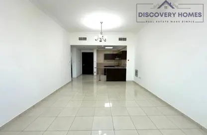 شقة - غرفة نوم - 2 حمامات للايجار في برج ربيعة - مجان - دبي لاند - دبي شقة - غرفة نوم - 2 حمامات للايجار في برج ربيعة - مجان - دبي لاند - دبي