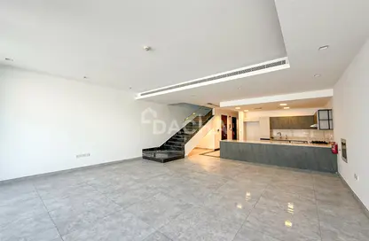 فيلا - 4 غرف نوم - 5 حمامات للبيع في غرب الفرجان - الفرجان - دبي