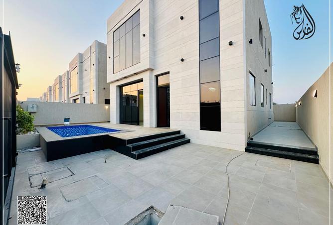 15727001 - Property Image 2