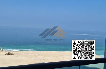 شقة - 2 غرف نوم - 2 حمامات للبيع في مساكن كورنيش عجمان - طريق كورنيش عجمان - عجمان