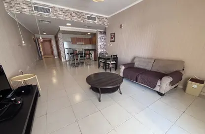 شقة - غرفة نوم - 2 حمامات للبيع في مالباري 1 - حدائق الإمارات 2 - قرية جميرا الدائرية - دبي