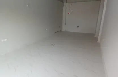 Shop - Studio - 1 Bathroom for rent in Al Jawhara Building - Al Rawda 3 - Al Rawda - Ajman