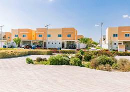 Townhouse - 3 bedrooms - 4 bathrooms for rent in Manazel Al Reef 2 - Al Samha - Abu Dhabi