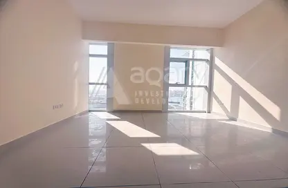 Apartment - 2 Bedrooms - 3 Bathrooms for sale in Tala Tower - Marina Square - Al Reem Island - Abu Dhabi