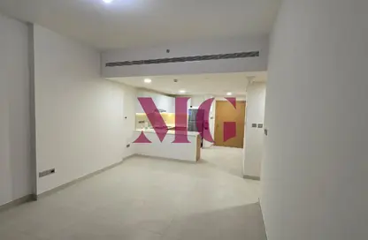 Apartment - 2 Bedrooms - 2 Bathrooms for rent in Radiant Square - City Of Lights - Al Reem Island - Abu Dhabi