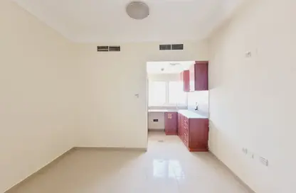 Apartment - Studio - 1 Bathroom for rent in Fire Station Road - Muwaileh - Sharjah